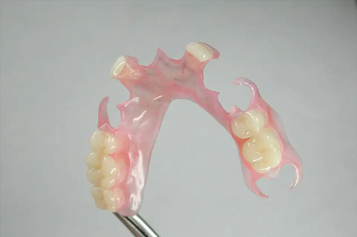 活動(dòng)義齒實(shí)拍示意圖