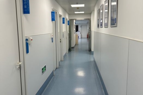 上海伯思立醫(yī)療美容醫(yī)院走廊