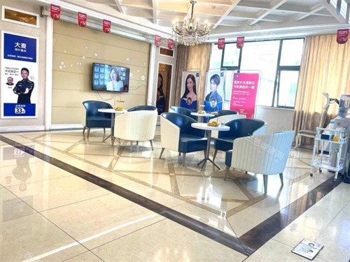 成都大麥植發(fā)顧客等待區(qū)