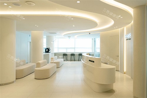 韓國(guó)selfi整形外科前臺(tái)休息區(qū)