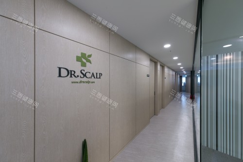 韓國布萊克整形醫(yī)院過道