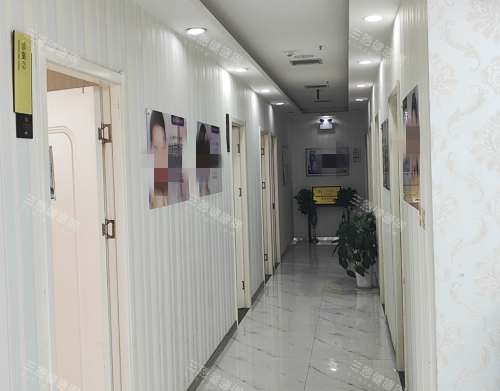 鄭州枝蔓醫(yī)療美容走廊環(huán)境