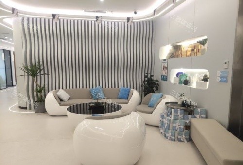 成都絲恒植發(fā)等候區(qū)示意圖