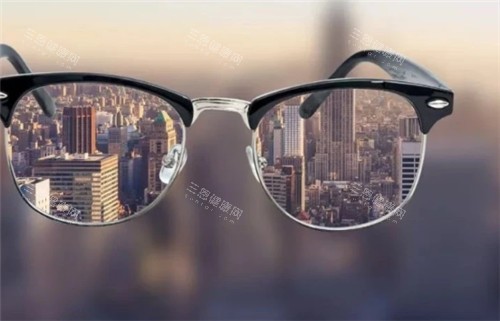 近視眼視力表現(xiàn)圖