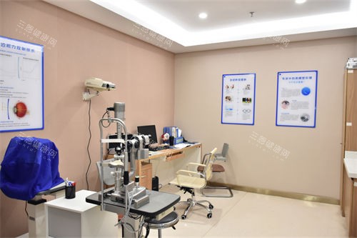 昆明眼科醫(yī)院檢查室