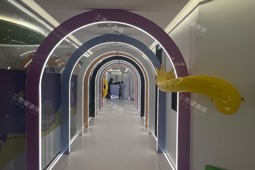 成都布萊梅聯(lián)合口腔醫(yī)院環(huán)境圖