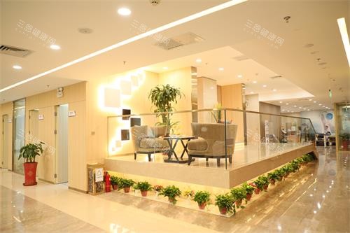 北京碧蓮盛植發(fā)一樓大廳治療環(huán)境