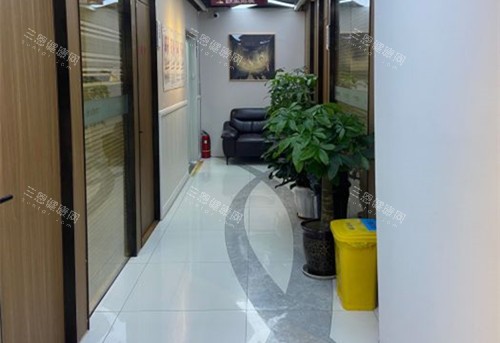 成都恒博植發(fā)內(nèi)部過道環(huán)境